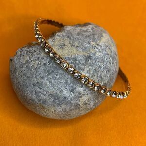 Beautiful Crystal Bangle in Gold plate, Vintage          REDUCED